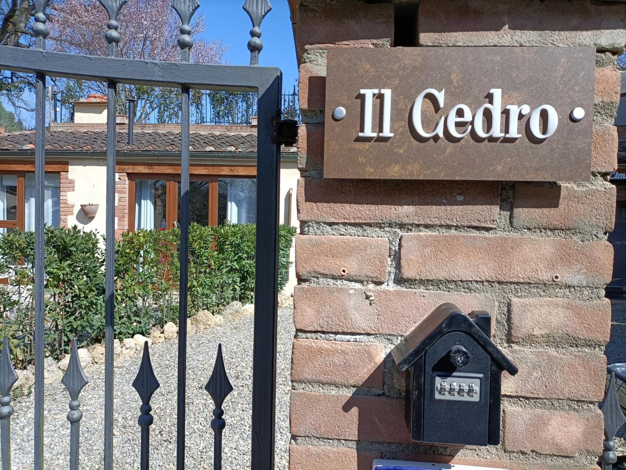La Limonaia Country House มอนเตริจโจนี ภายนอก รูปภาพ